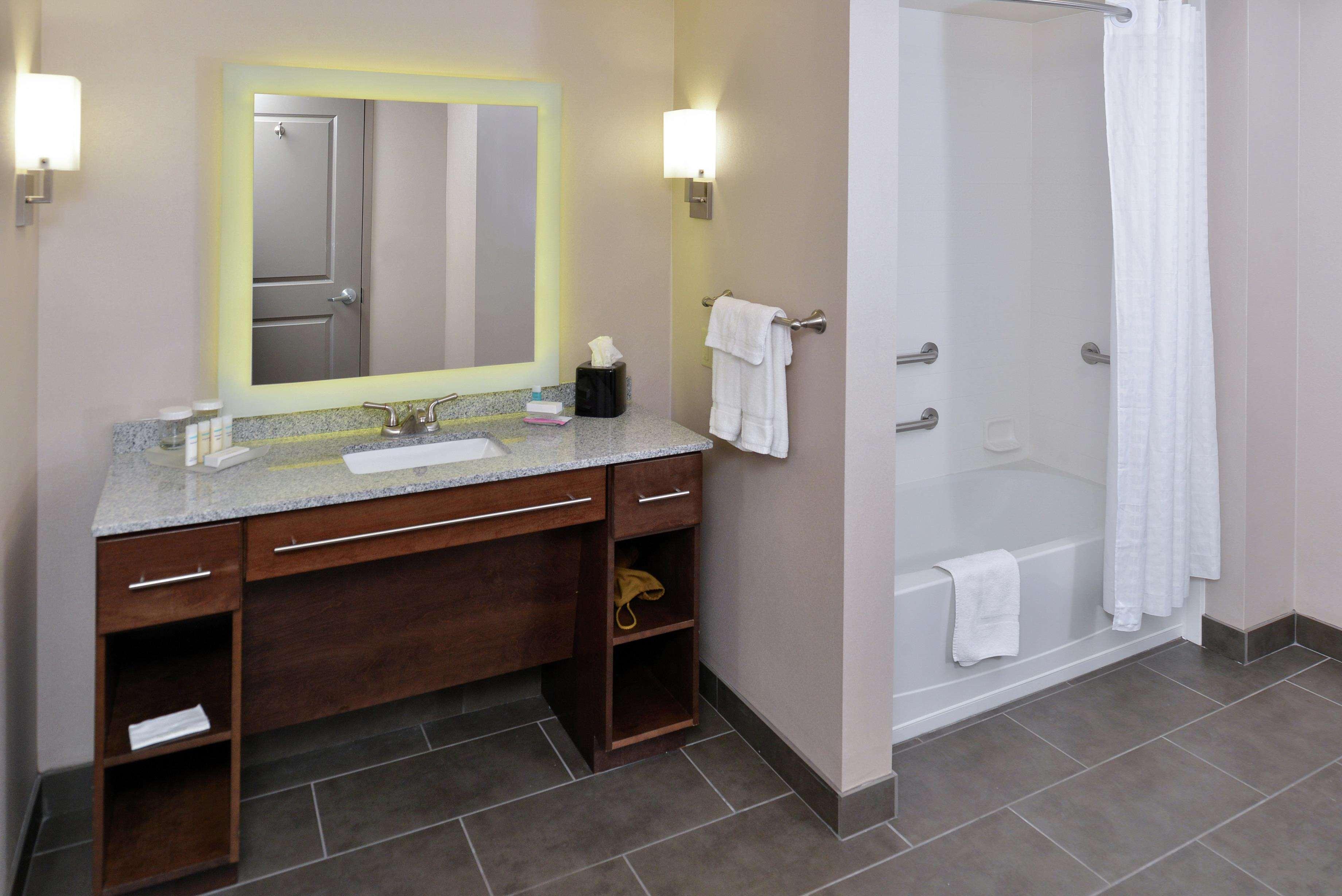 Homewood Suites By Hilton Cincinnati/Mason Exterior foto